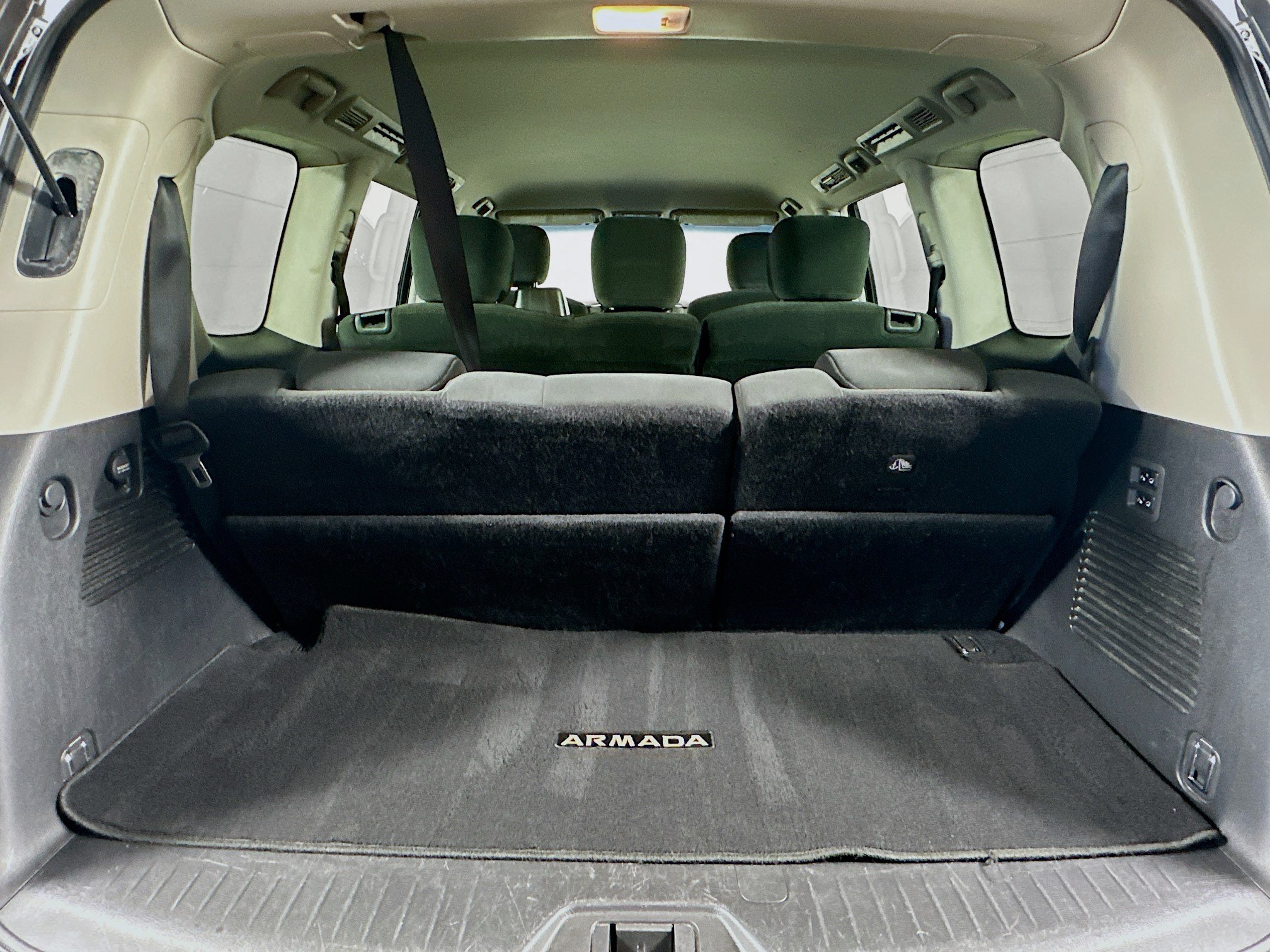 Used 2019 Nissan Armada SV w/ Driver Package RWD image 29