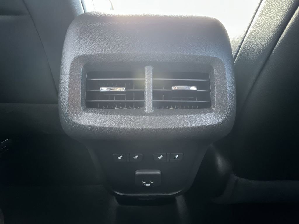 Certified 2023 Chevrolet Equinox Premier image 20