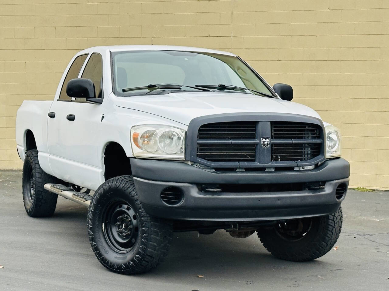 Used 2009 Dodge Ram 2500 Truck ST w/ PWR Accessory Group image 1
