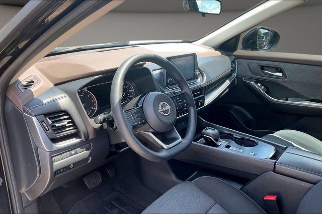 Used 2023 Nissan Rogue SV FWD image 12