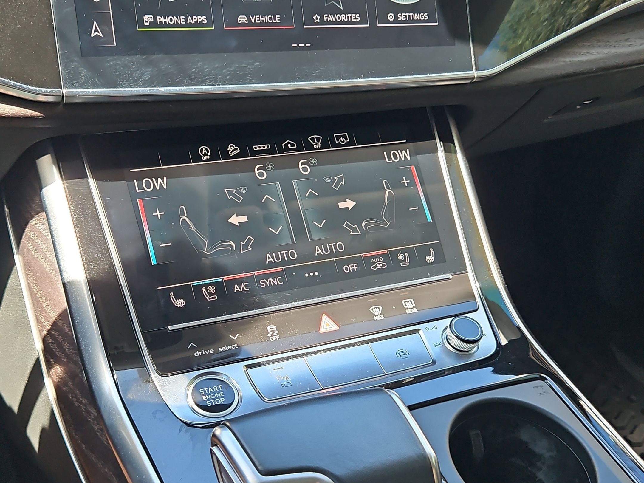 Used 2021 Audi Q8 Prestige w/ Prestige Package AWD/4WD image 21