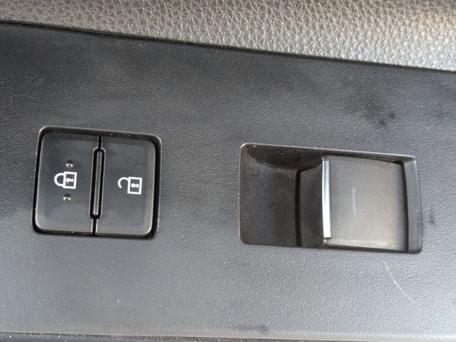 Used 2021 Toyota Highlander Platinum AWD/4WD image 34