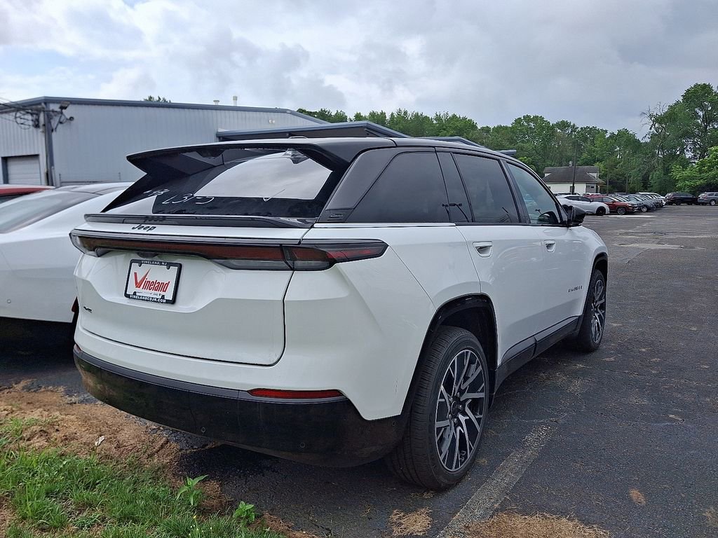 New 2025 Jeep Wagoneer S Limited w/ Comfort Package image 6