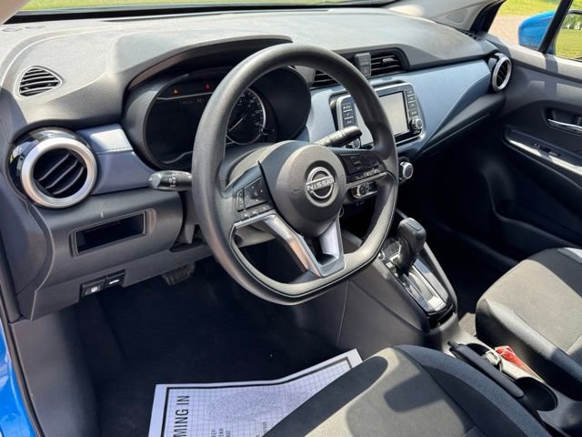 Used 2023 Nissan Versa SV FWD image 14