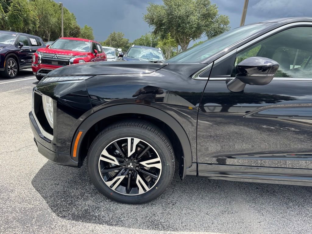 New 2025 Mitsubishi Eclipse Cross SEL image 12