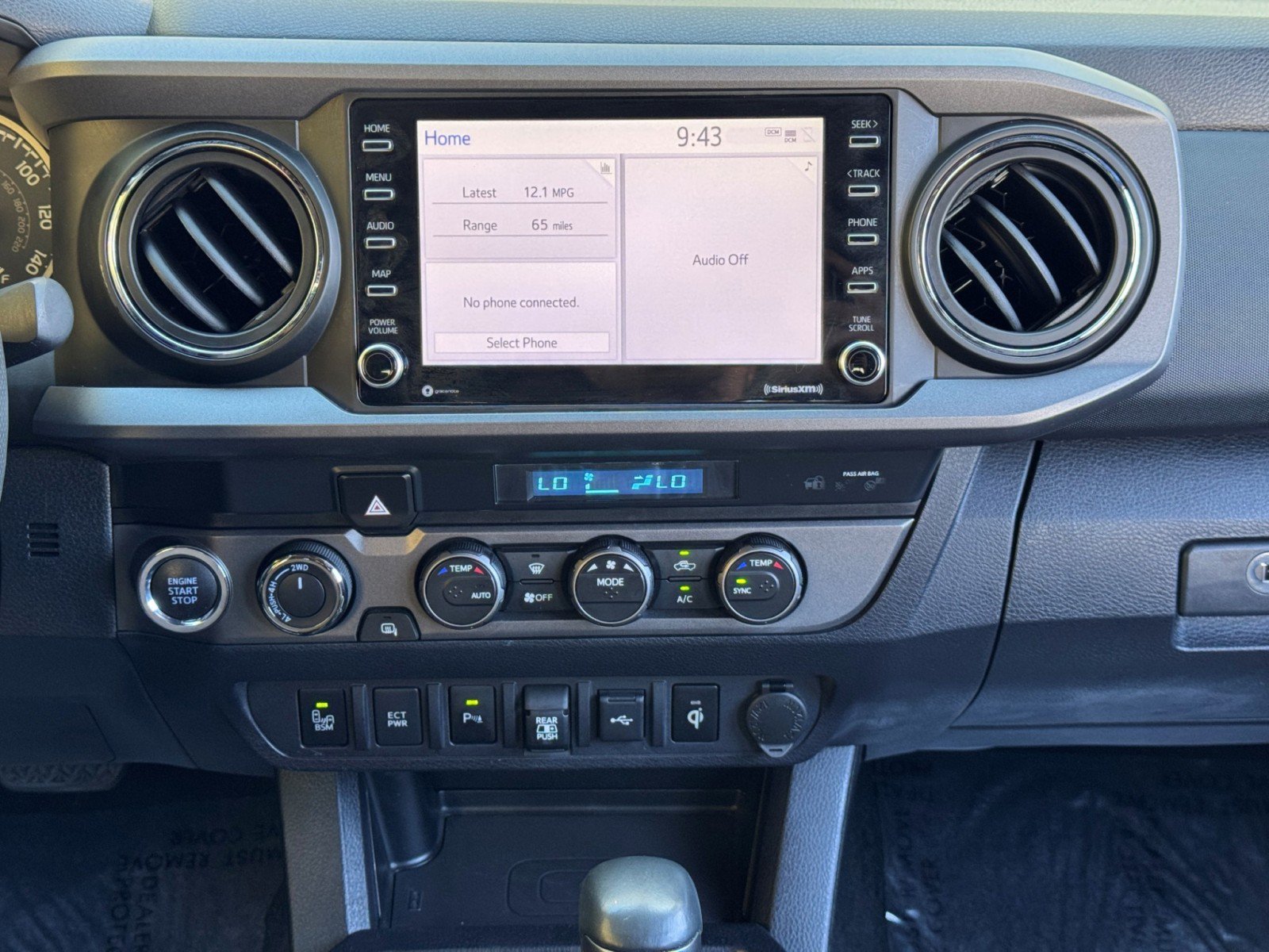 Used 2021 Toyota Tacoma TRD Off-Road w/ Technology Package AWD/4WD image 20