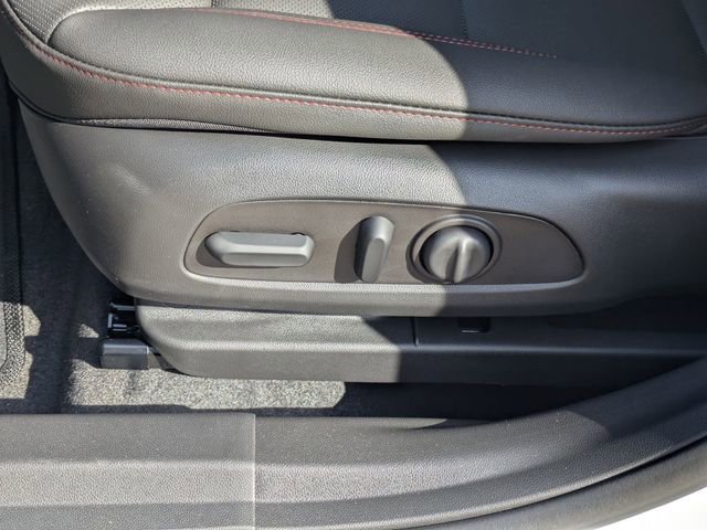 New 2026 Chevrolet Trax RS w/ Sunroof Package FWD image 11