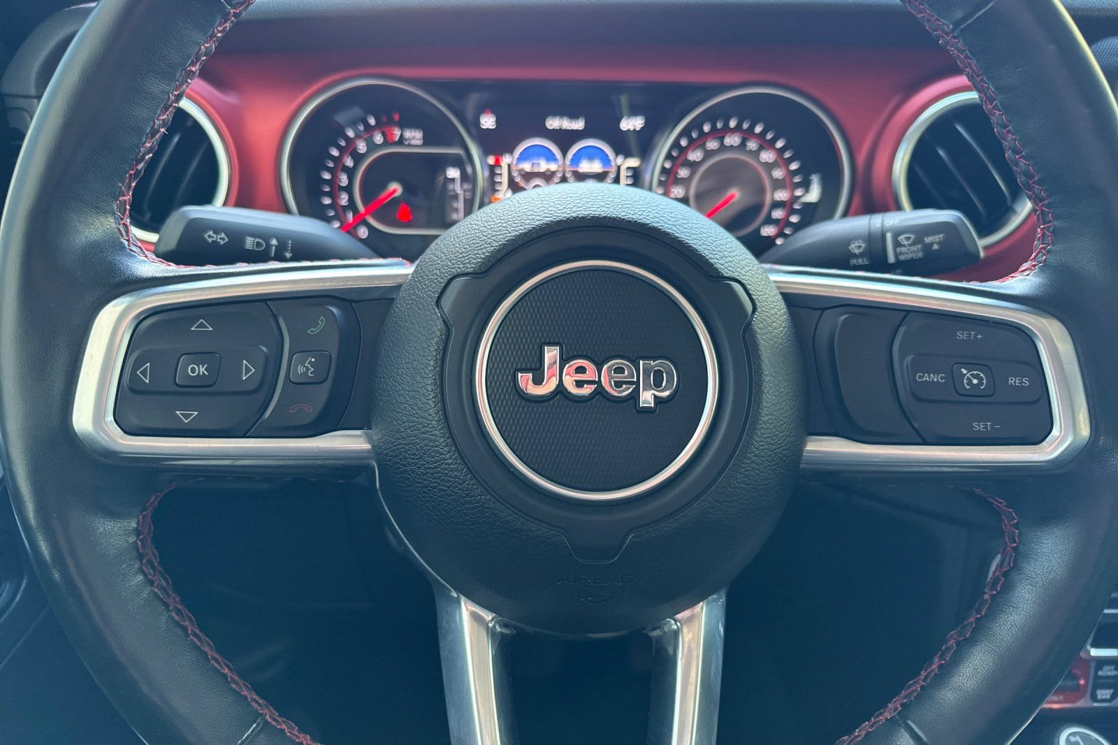Used 2022 Jeep Gladiator Rubicon w/ LED Lighting Group AWD/4WD image 26