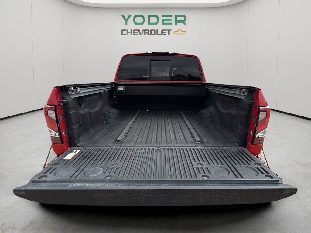 Used 2021 Nissan Titan PRO-4X w/ Pro-4x Convenience Package AWD/4WD image 29