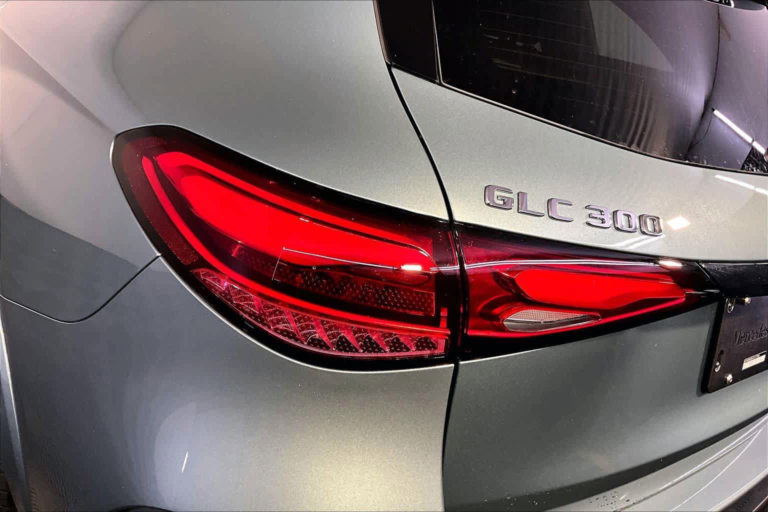 New 2026 Mercedes-Benz GLC 300 4MATIC image 5