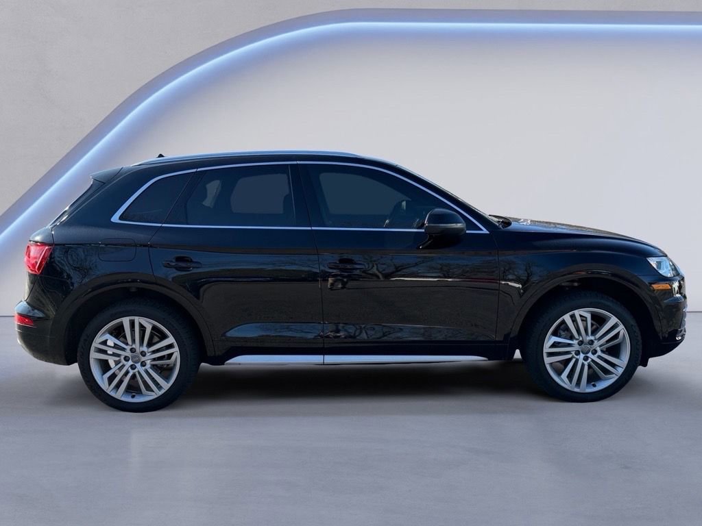 Used 2019 Audi Q5 2.0T Premium Plus w/ Premium Plus Package image 2
