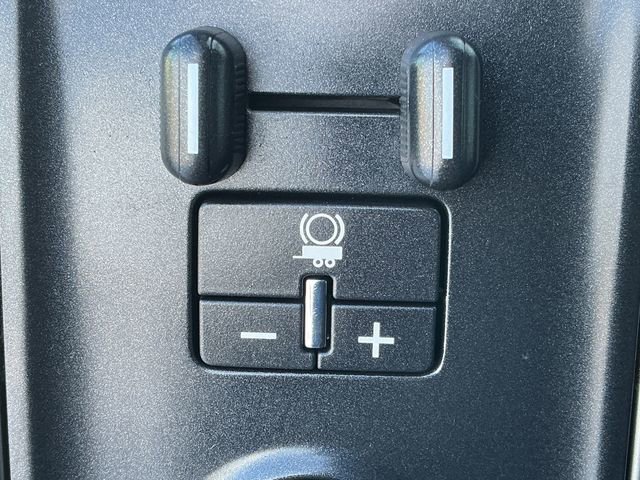 Used 2017 Chevrolet Silverado 1500 LT w/ All Star Edition image 39