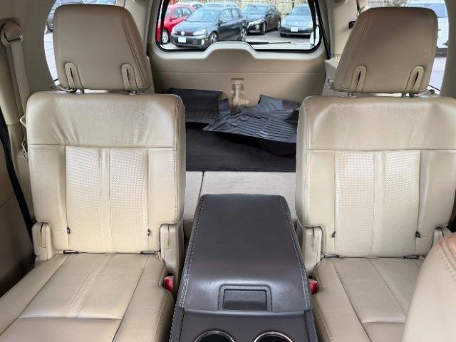 Used 2017 Lincoln Navigator L Reserve AWD/4WD image 32