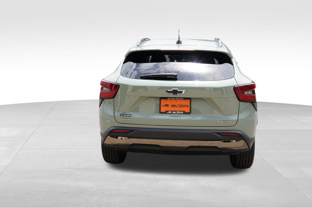 Used 2024 Chevrolet Trax ACTIV w/ Sunroof Package FWD image 6