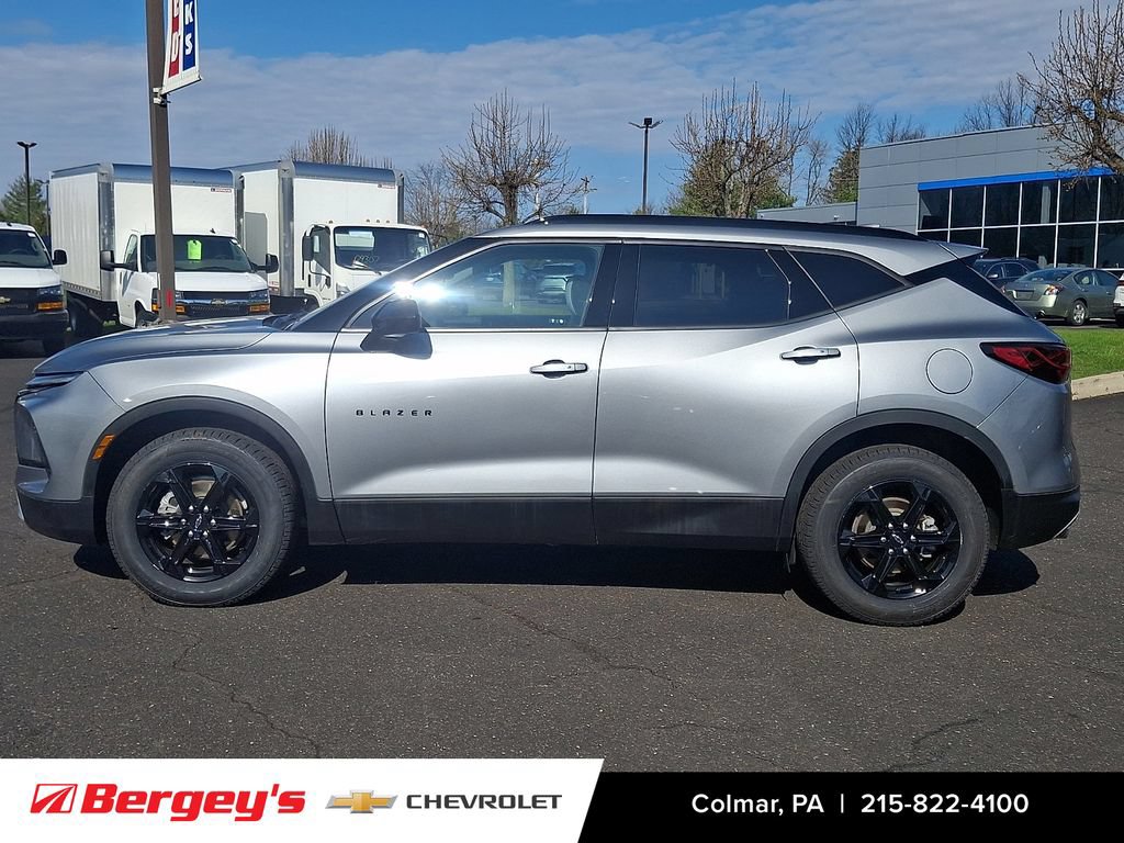 Used 2023 Chevrolet Blazer LT w/ Midnight/Sport Edition AWD/4WD image 9