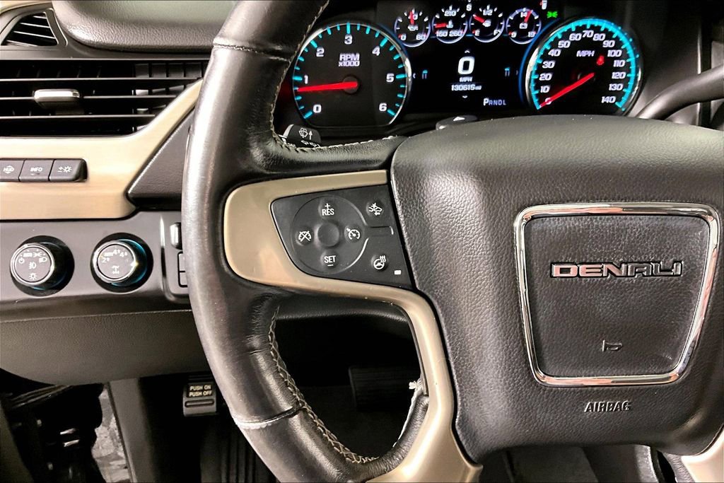 Certified 2019 GMC Yukon Denali w/ Denali Ultimate Package AWD/4WD image 10