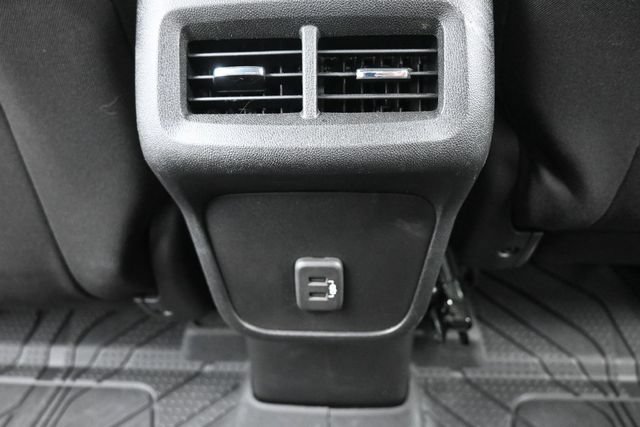 Used 2022 Chevrolet Equinox LS w/ LS Convenience Package AWD/4WD image 34