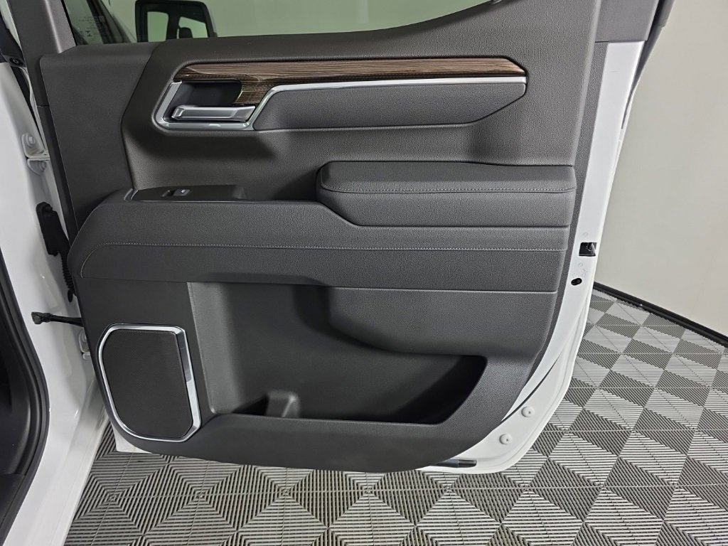New 2025 Chevrolet Silverado 1500 LT w/ All Star Edition Plus image 32