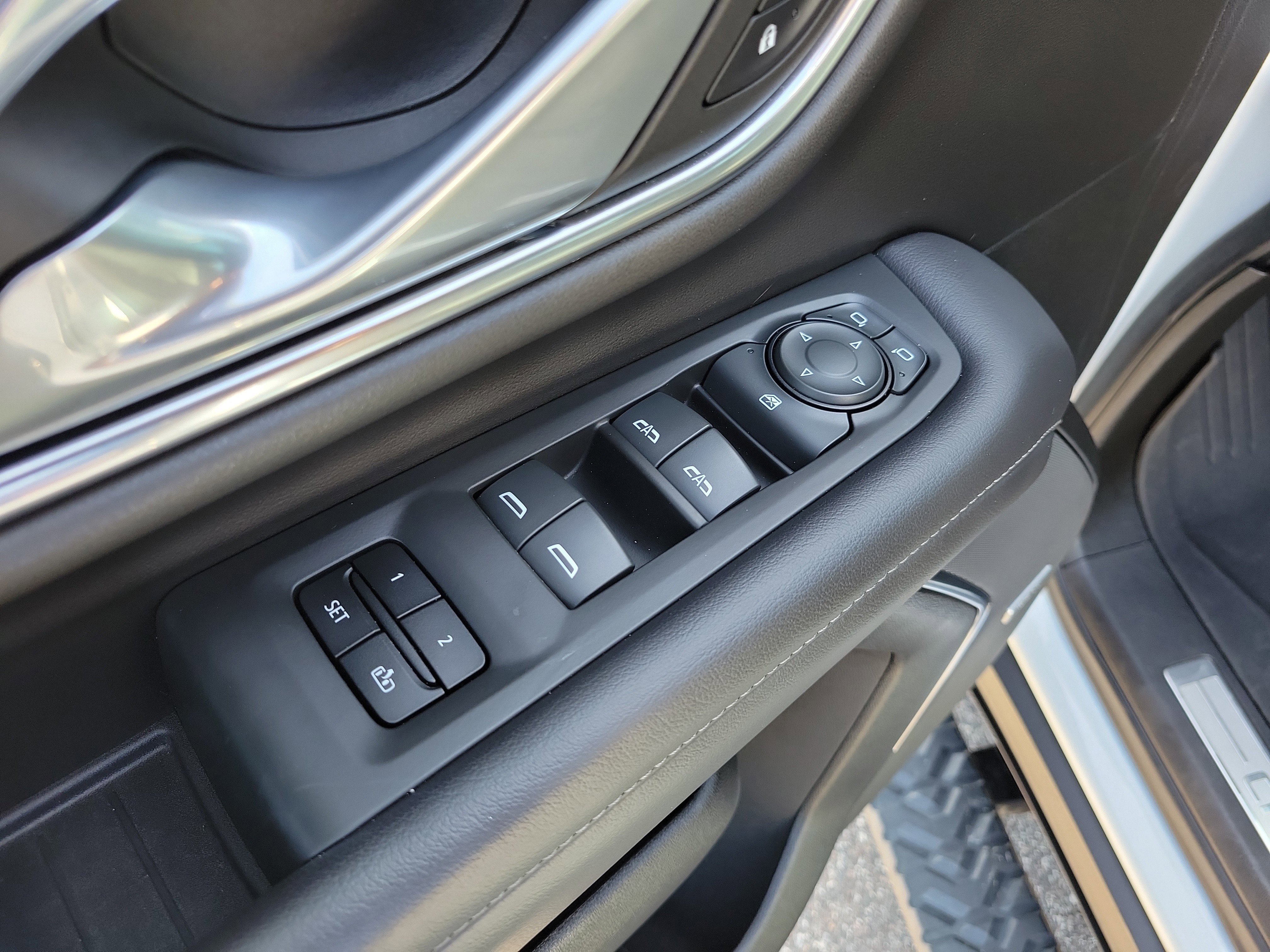 Used 2021 Chevrolet Tahoe Z71 AWD/4WD image 21
