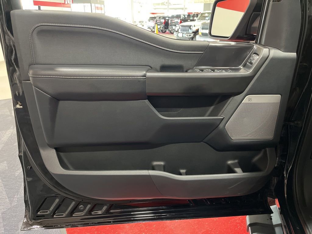 Used 2025 Ford F150 Lariat w/ Equipment Group 501A Mid AWD/4WD image 12