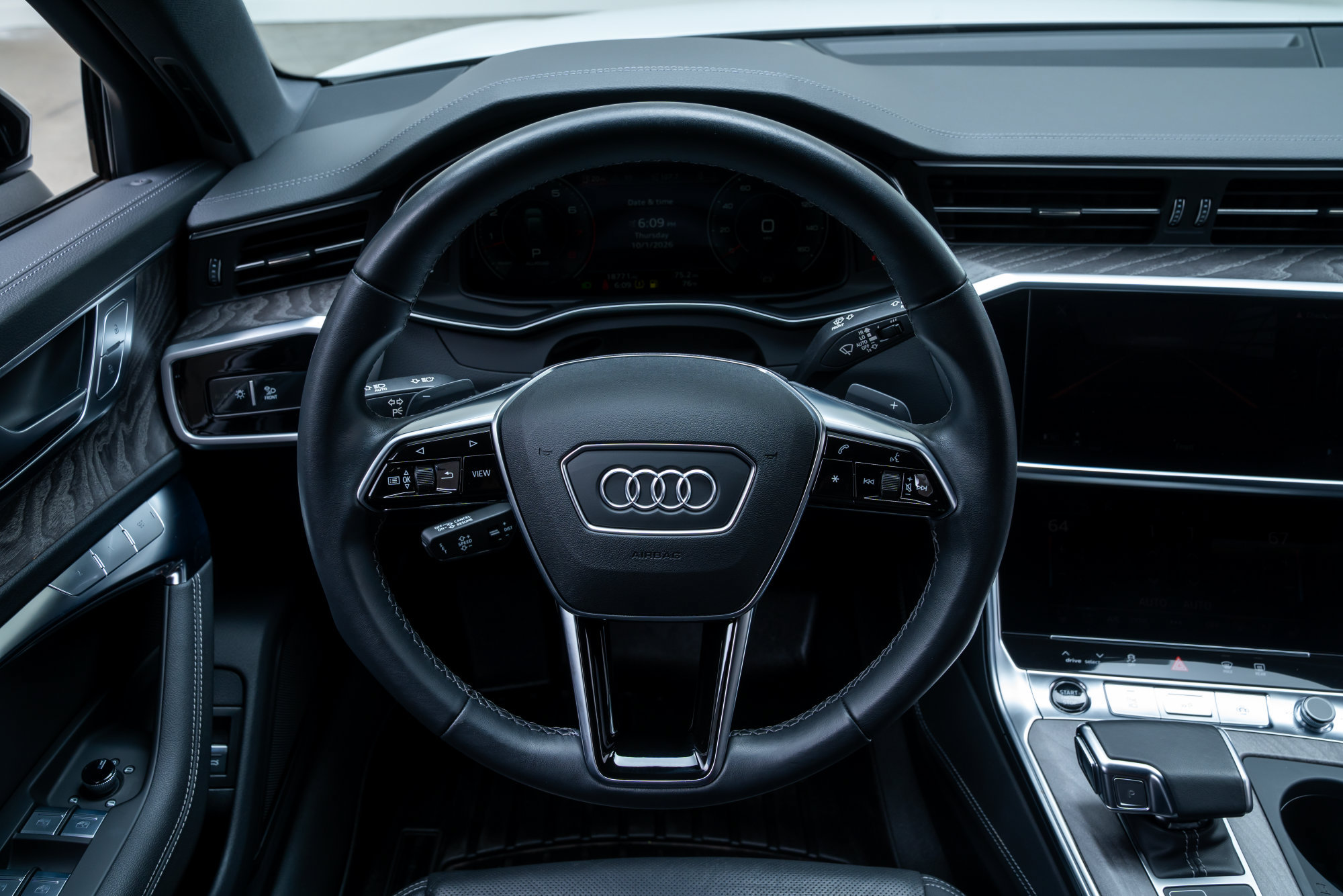 Used 2024 Audi A6 3.0T allroad Prestige AWD/4WD image 12
