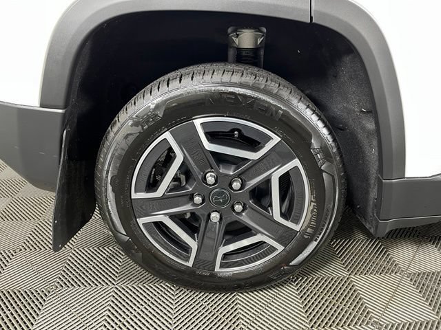 Used 2026 Jeep Cherokee Limited AWD/4WD image 12