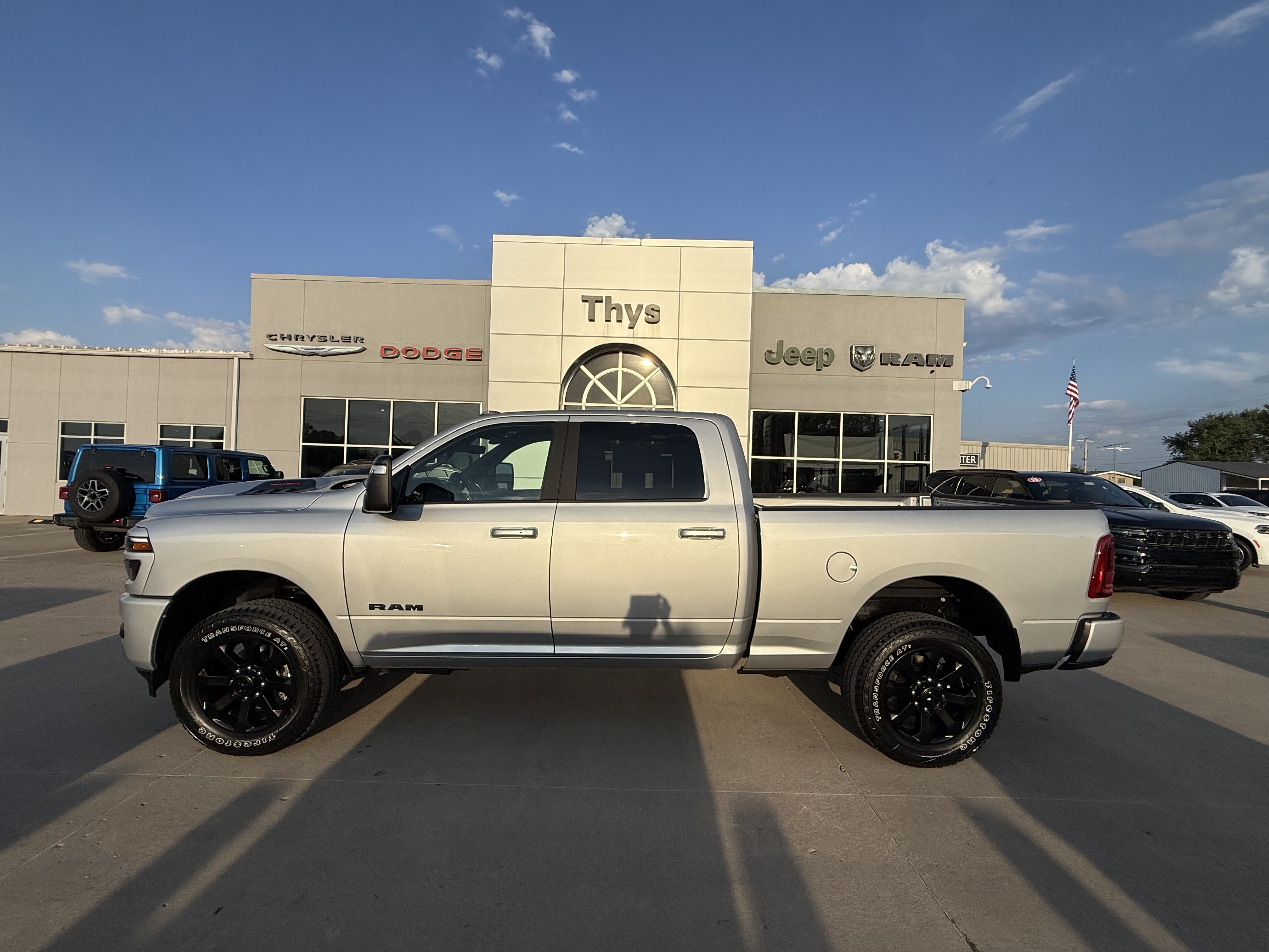 New 2026 RAM 2500 Laramie w/ Night Edition AWD/4WD image 30