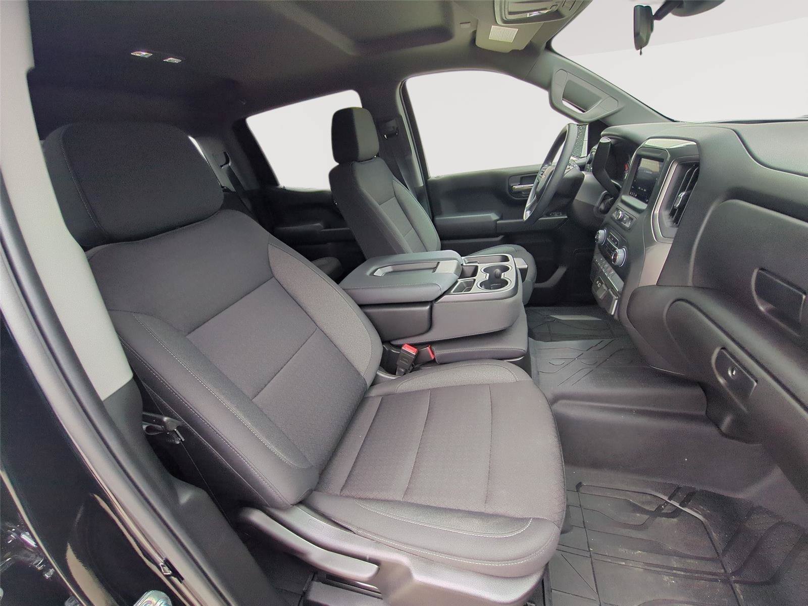 Used 2025 Chevrolet Silverado 1500 Custom AWD/4WD image 32