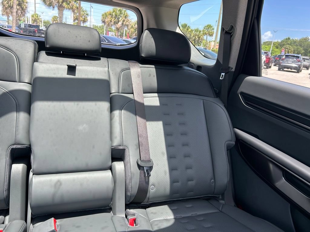 Used 2026 Kia EV9 Wind AWD/4WD image 15