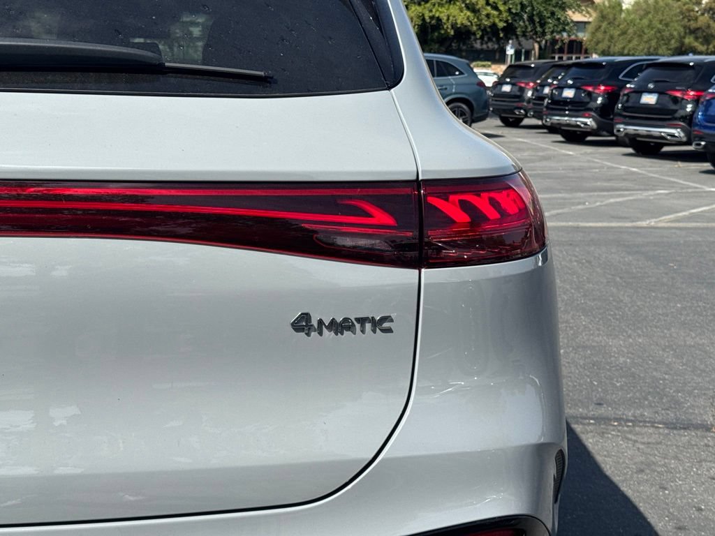 New 2026 Mercedes-Benz EQS 400 4MATIC SUV image 16