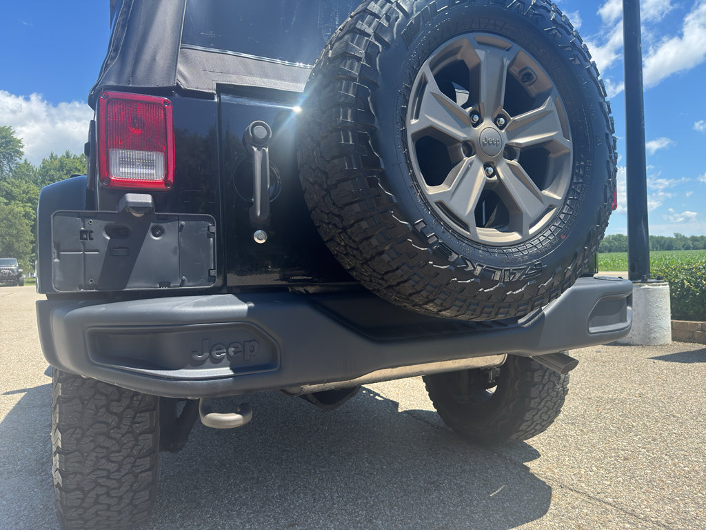 Used 2018 Jeep Wrangler Unlimited Sport AWD/4WD image 13