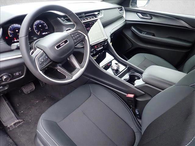 New 2026 Jeep Grand Cherokee Laredo X AWD/4WD image 11