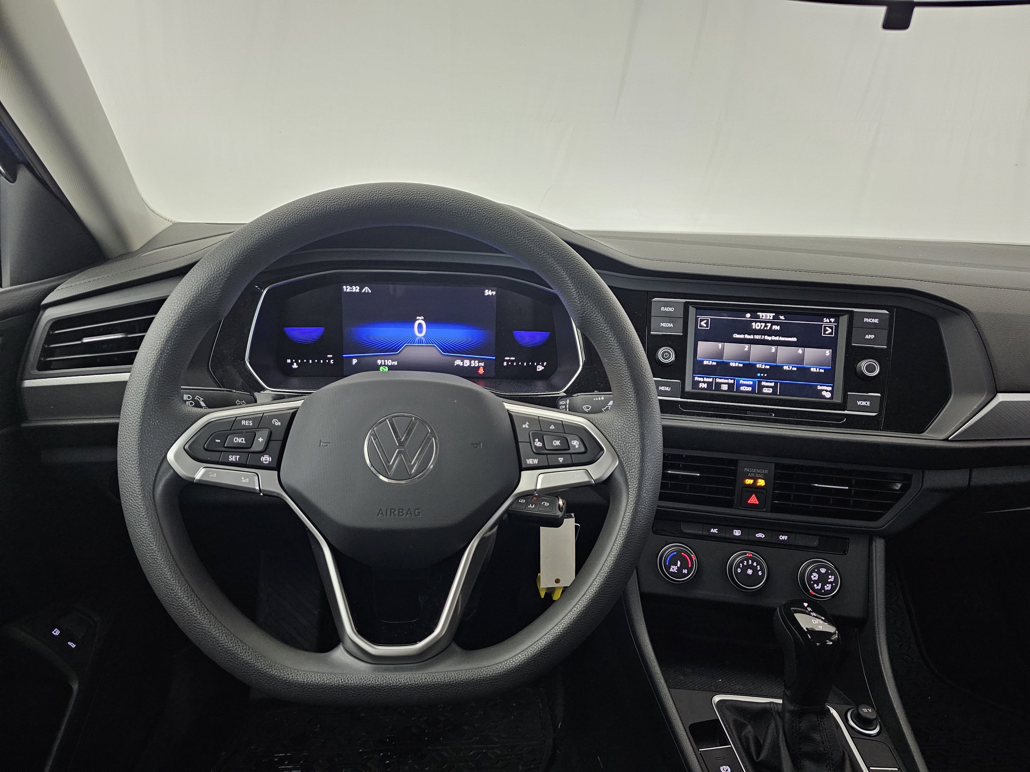 Used 2023 Volkswagen Jetta S image 6