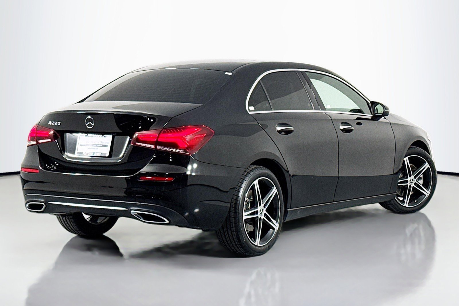 Certified 2022 Mercedes-Benz A 220 image 13