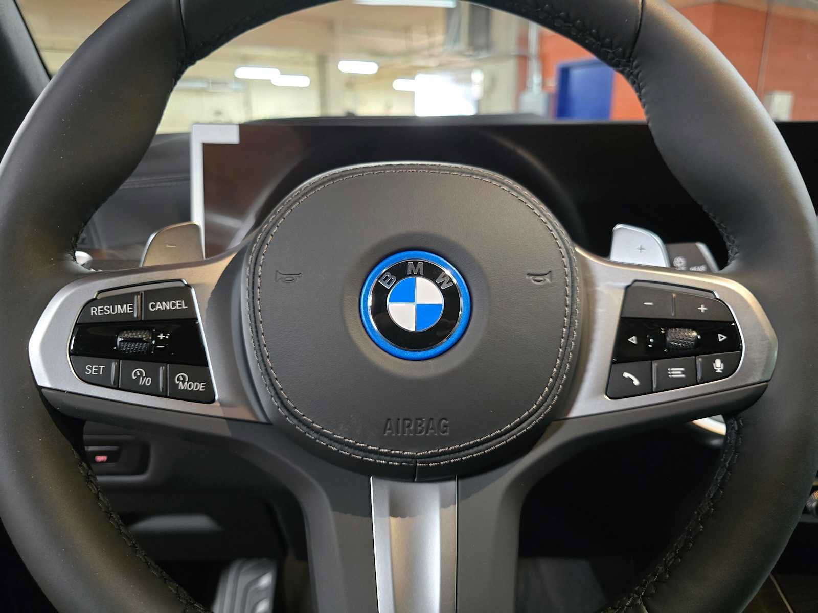 Used 2026 BMW X5 xDrive50e w/ M Sport Package AWD/4WD image 26