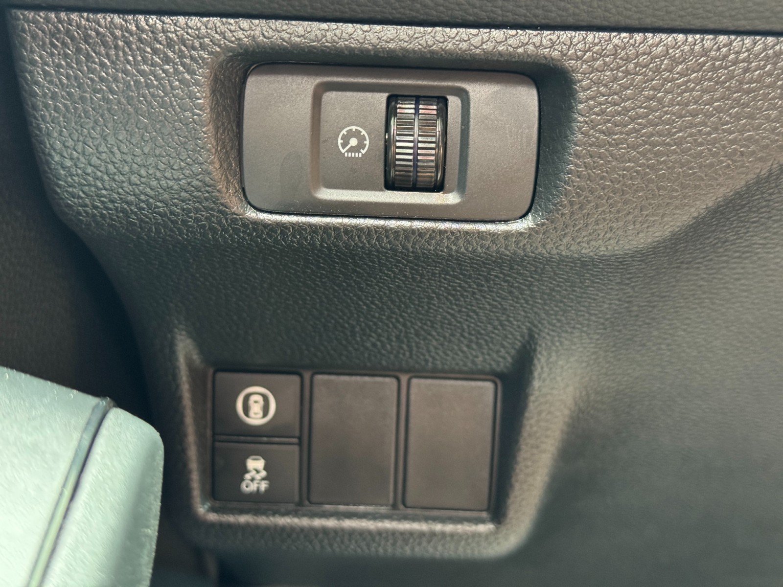 Used 2024 Honda Civic EX-L image 17