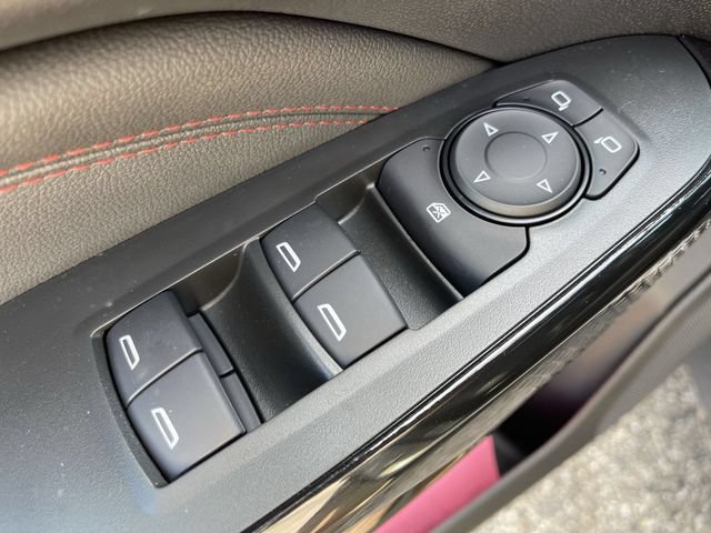 New 2026 Chevrolet Trax RS w/ Sunroof Package FWD image 13