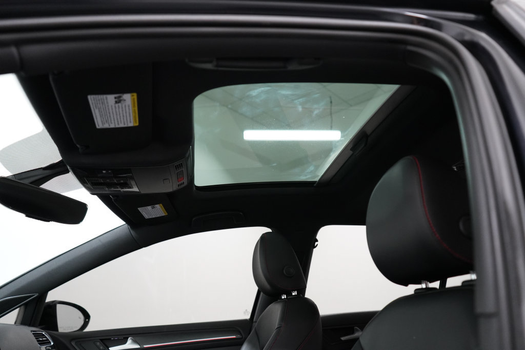 Used 2019 Volkswagen GTI SE w/ SE Experience Package FWD image 15
