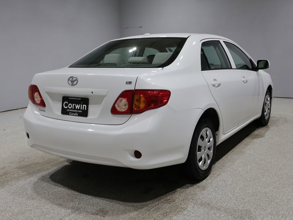 Used 2009 Toyota Corolla LE image 2
