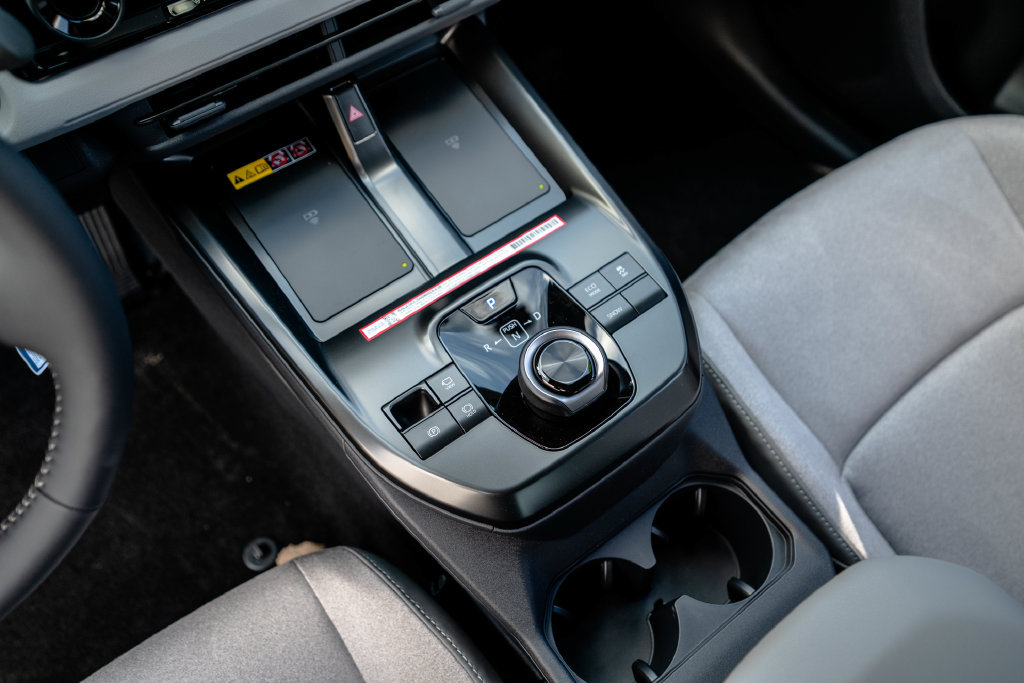 New 2026 Toyota C-HR AWD/4WD image 25