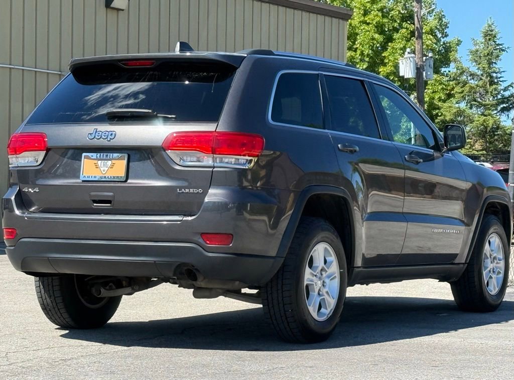 Used 2015 Jeep Grand Cherokee Laredo w/ Quick Order Package 23E AWD/4WD image 5