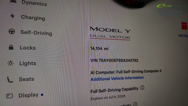 Used 2025 Tesla Model Y Performance AWD/4WD image 38