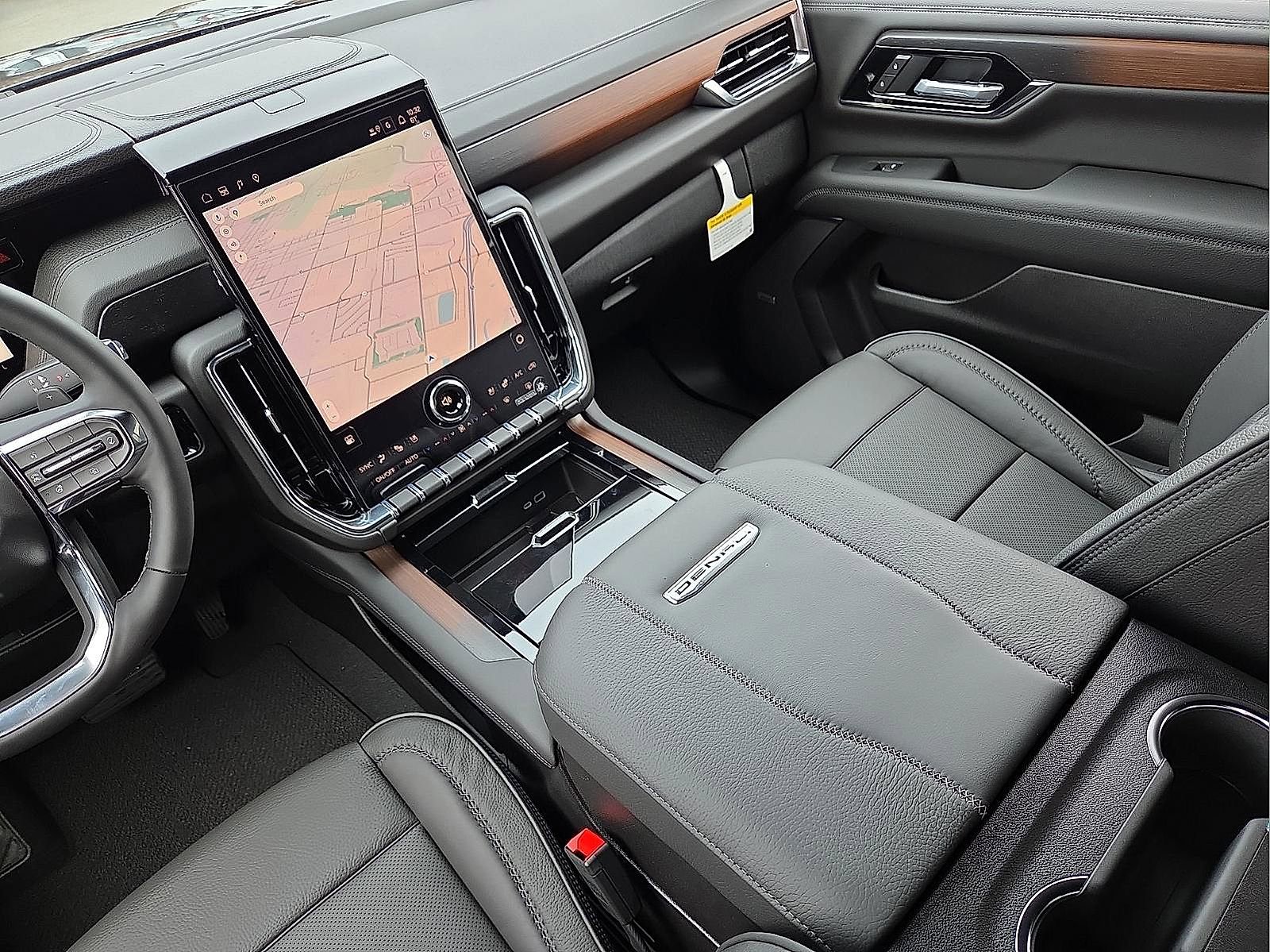 New 2026 GMC Yukon Denali w/ Sun & Power Step Package image 14