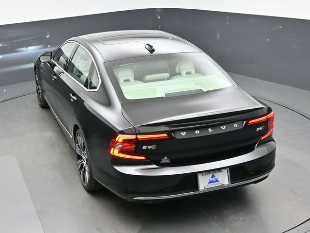 Used 2023 Volvo S90 B6 Plus image 47