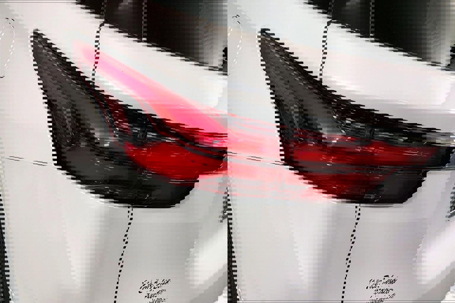 Used 2023 Chevrolet Traverse Premier image 28