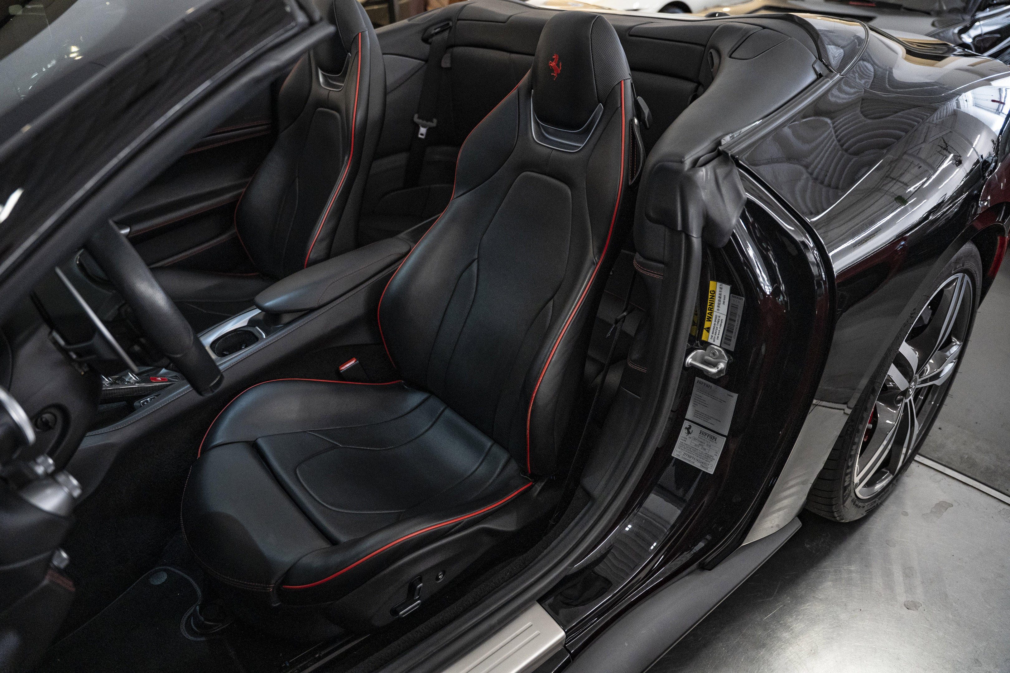 Certified 2019 Ferrari Portofino image 28