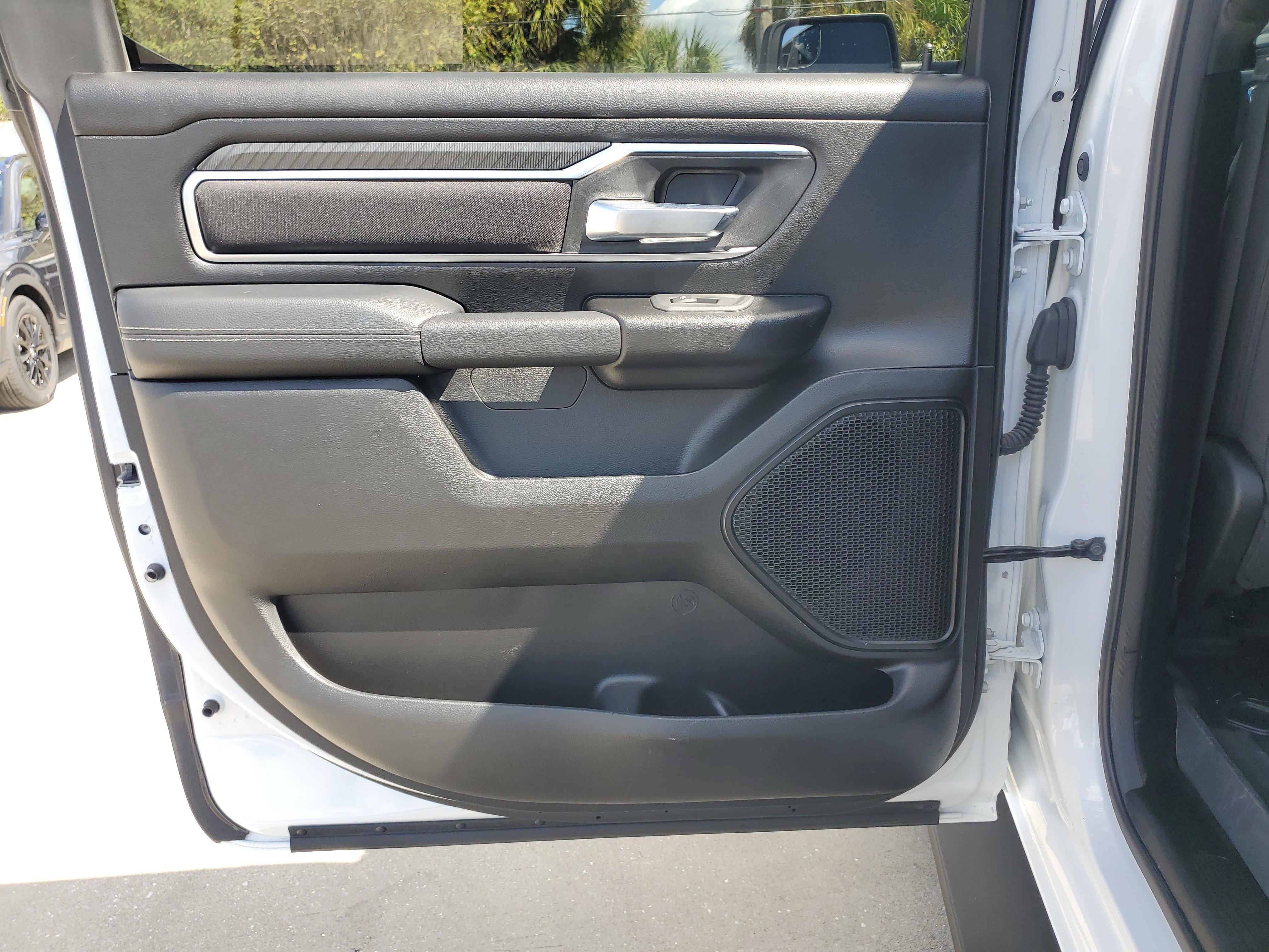 Used 2025 RAM 1500 Big Horn AWD/4WD image 16