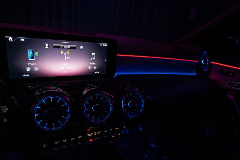 New 2025 Mercedes-Benz CLA 250 image 18