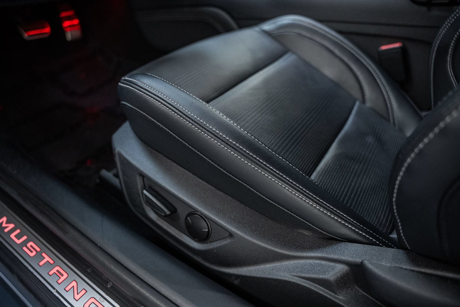 Certified 2024 Ford Mustang GT Premium RWD image 41