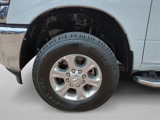 Used 2024 RAM 3500 Big Horn image 24